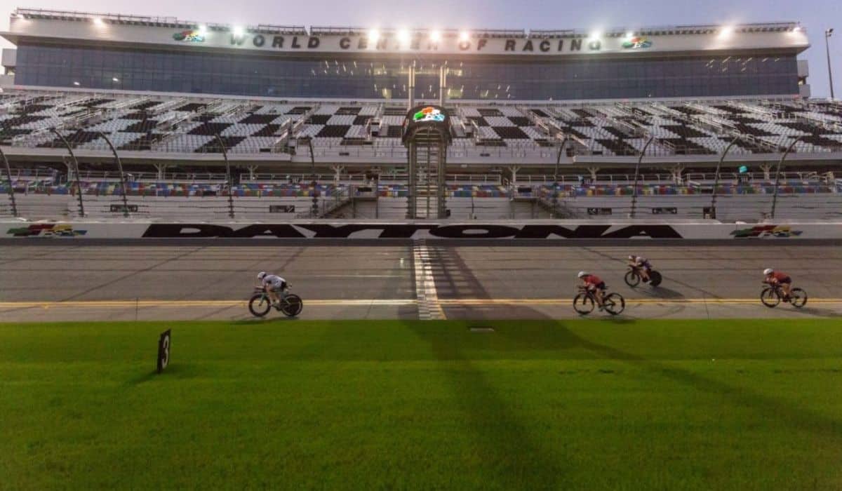 CHALLENGE MIAMI TRIATHLON Homestead-Miami Speedway