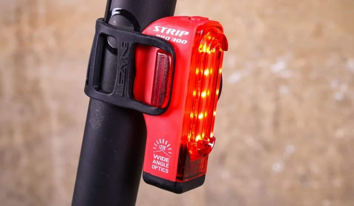 lezyne strip drive pro 300