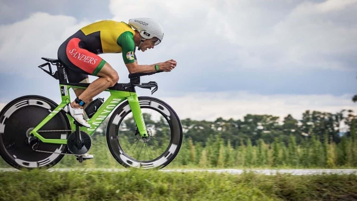 lionel sanders ciclismo